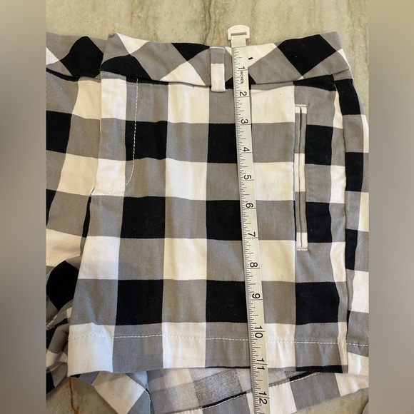 A.n.a a new approach Buffalo plaid twill shorts 10 - Picture 4 of 8